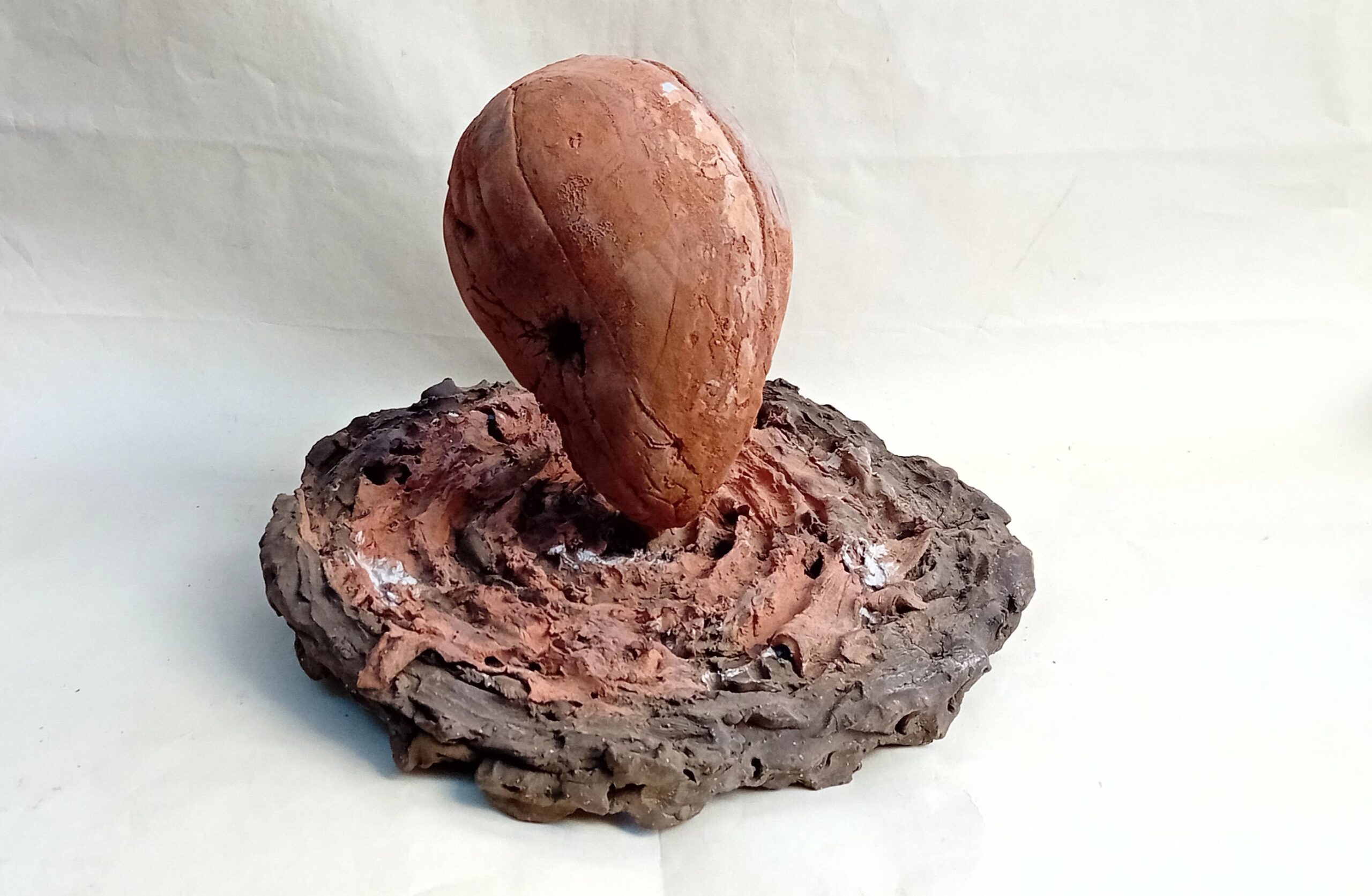 Nanni Valentini, Volto e luogo, 1980-83, terracotta greificata 44x 44 x 27 cm