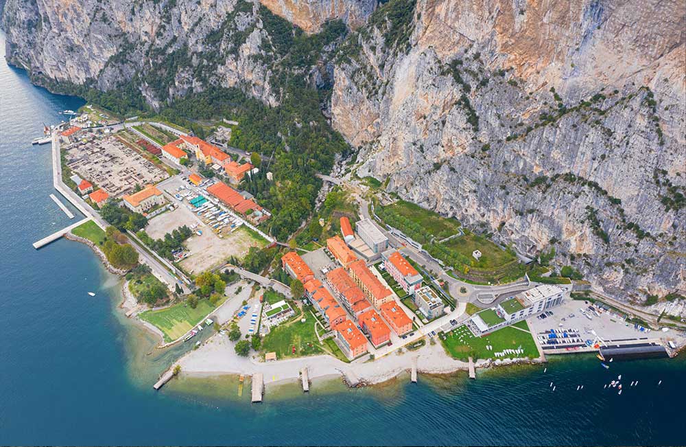 Camipne del Garda, panoramica - Cammino di Montecastello di Tignale