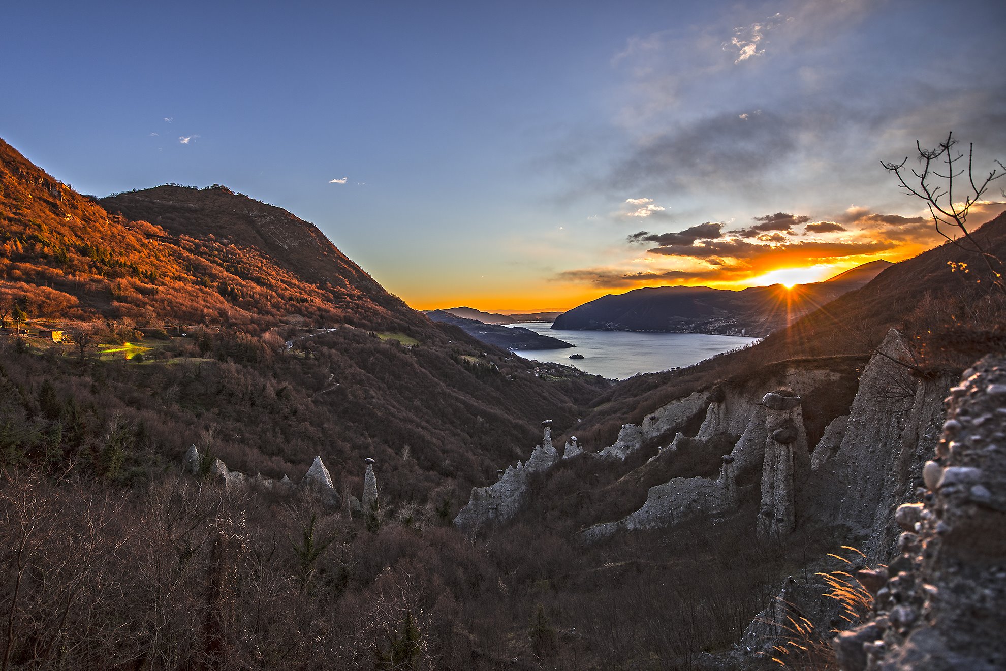 Riserca Naturale delle Piramidi di Zone in autunno