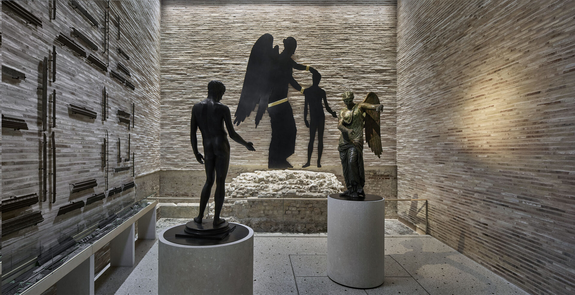 Victoria Mater. L’idolo e l’icona | ph Alessandra Chemollo