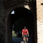 In bici al Castello di Padenghe, lago di Garda _ Ph Nicola Amadini