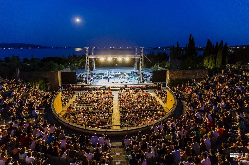 Festival Tener-a-mente, Anfiteatro del Vittoriale