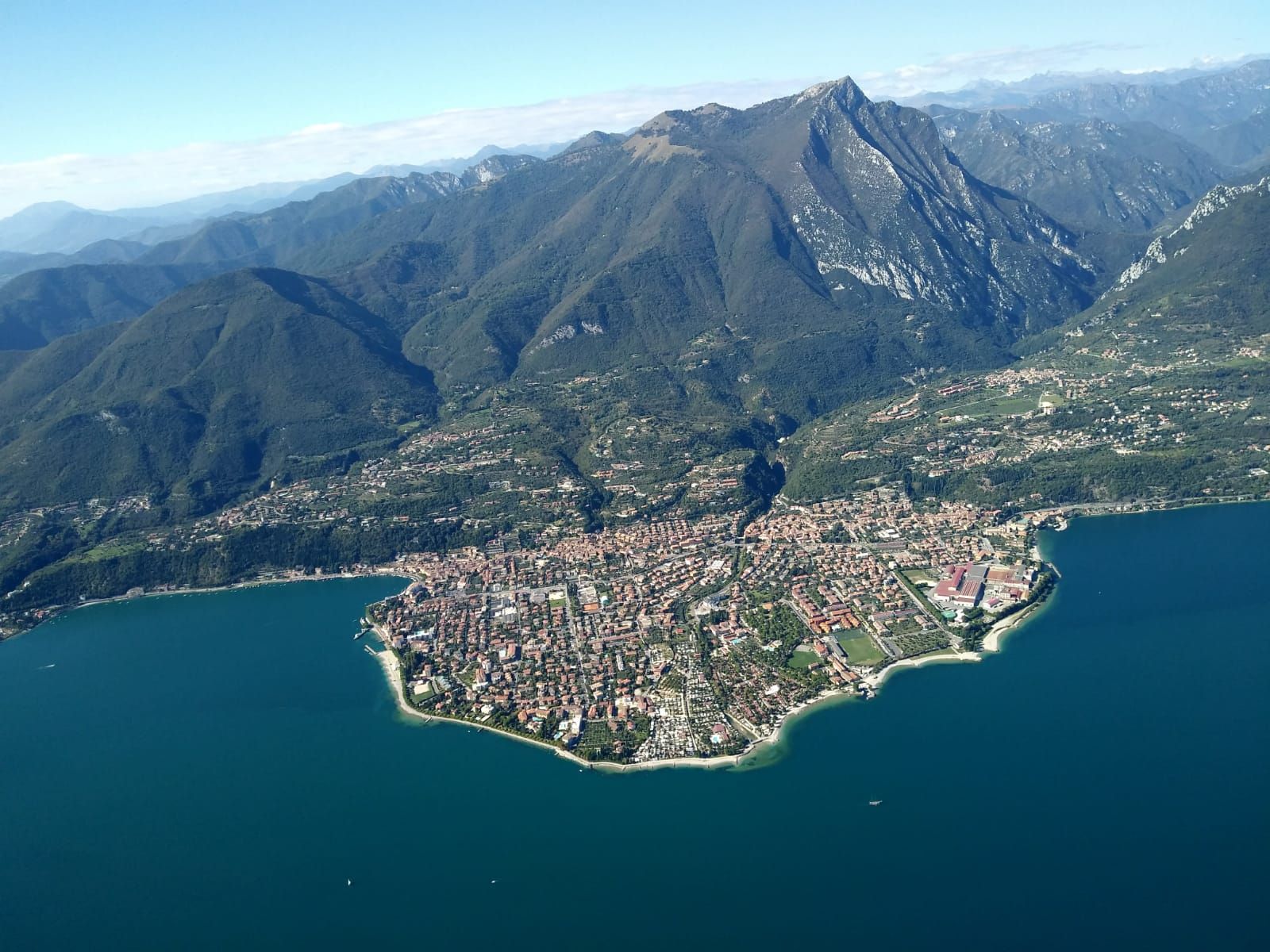 toscolano maderno vista dall'alto
